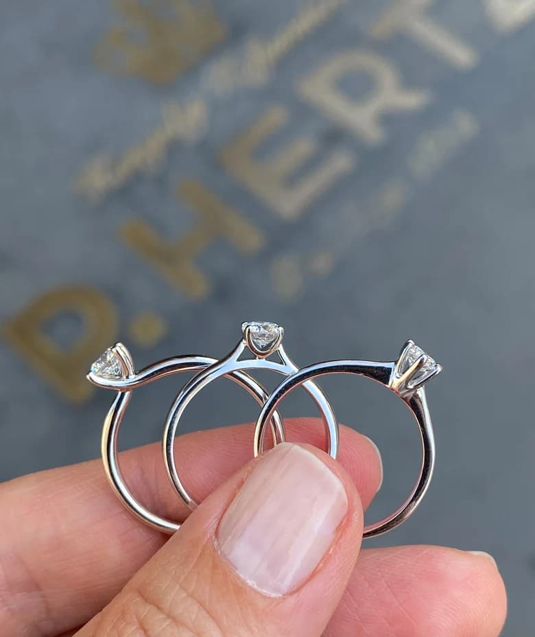 Solitaire ring
