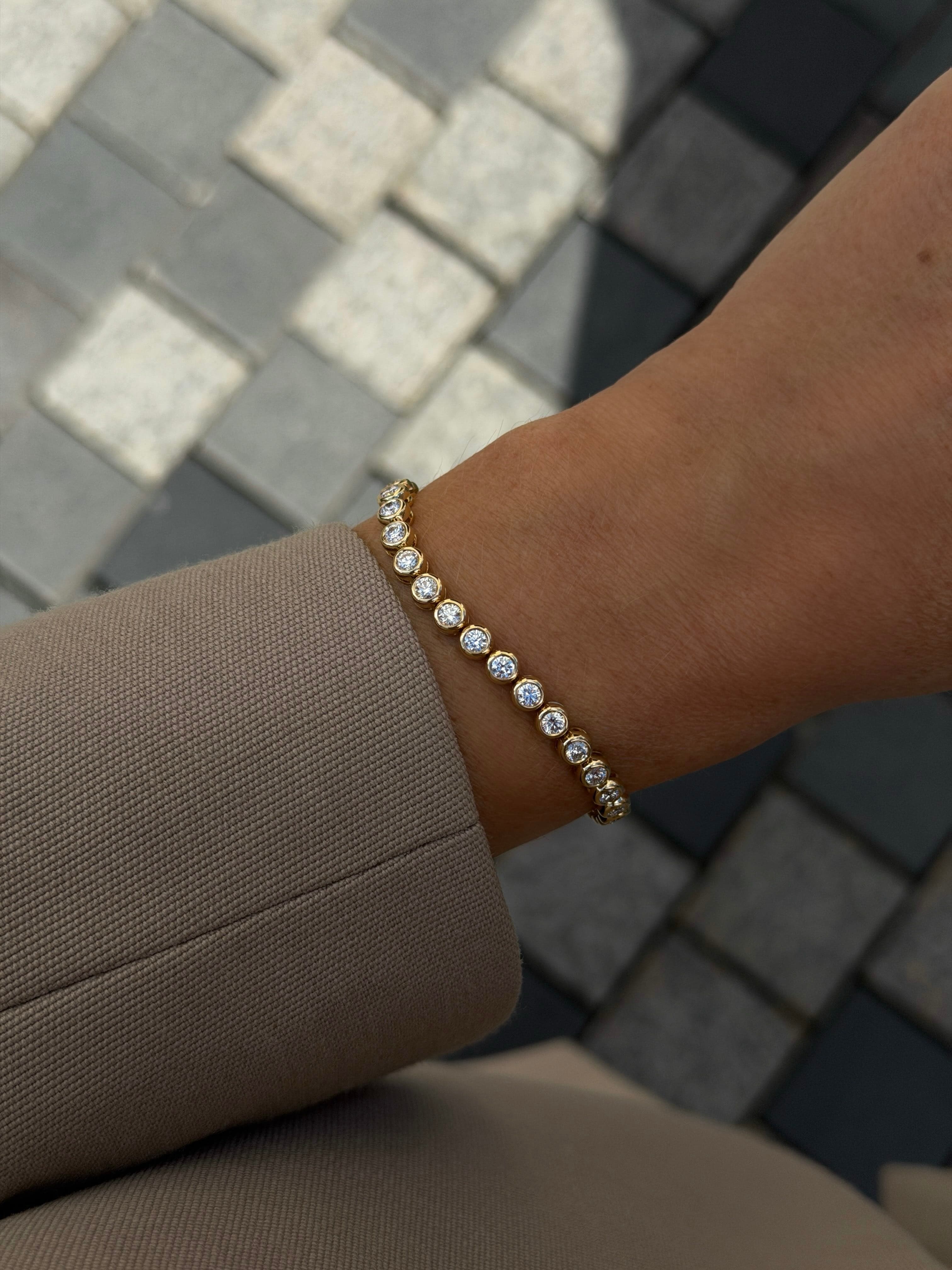 Olympia tennisarmbånd, i alt 3,80 ct